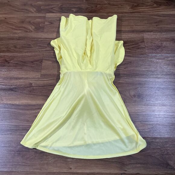 Lulus Wanderlust Yellow Skater Dress Womens Small Fitted Rayon Blend Lined - Picture 7 of 8